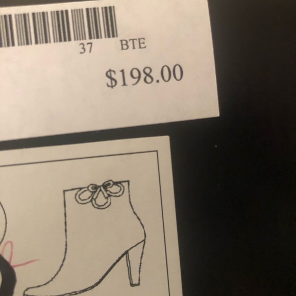 FCUK suede booties - Picture 2 of 2